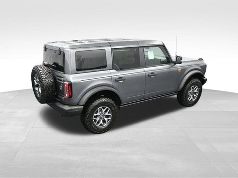 New 2025 Ford Bronco Badlands image 41