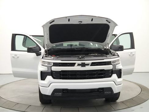 Used 2025 Chevrolet Silverado 1500 RST AWD/4WD image 10