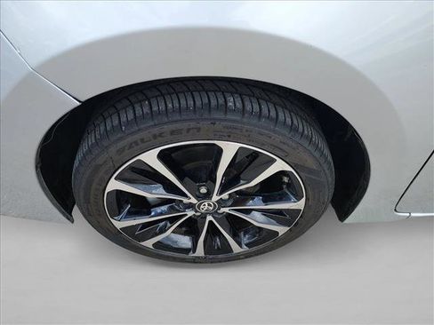 Used 2019 Toyota Corolla SE image 9