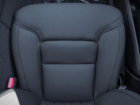 New 2026 Volvo XC90 B6 Plus w/ Protection Package Premier image 28