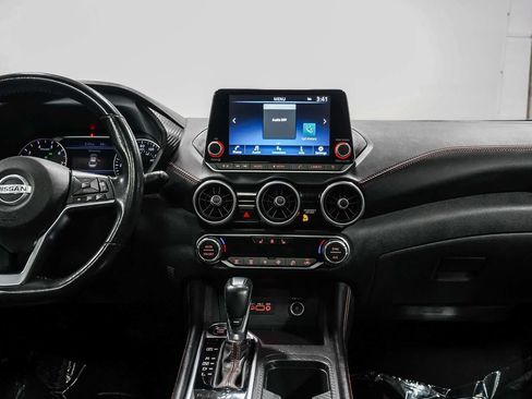 Used 2023 Nissan Sentra SR w/ SR Premium Package FWD image 13