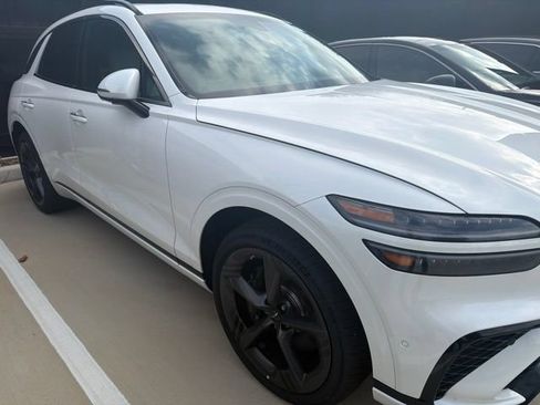 Used 2026 Genesis GV70 3.5T Sport Prestige AWD/4WD image 10