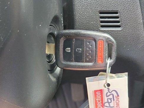 Used 2018 Honda Fit Sport image 26