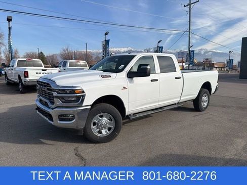 Used 2025 RAM 2500 Tradesman AWD/4WD image 1