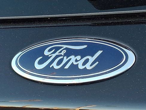 Used 2025 Ford Explorer ST-Line w/ ST-Line Street Pack AWD/4WD image 31