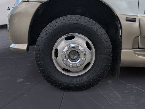 Used 2006 Ford F350 Lariat AWD/4WD image 23