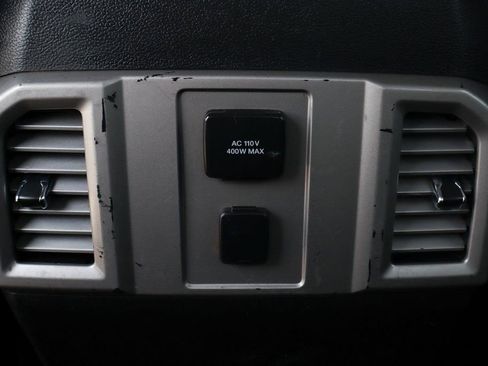 Used 2017 Ford F350 Lariat w/ Chrome Package image 38