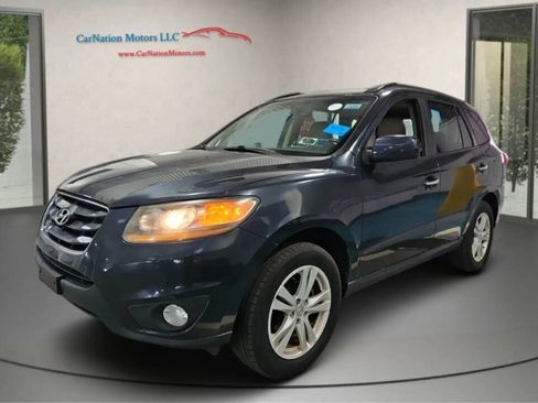 Used 2011 Hyundai Santa Fe Limited image 1