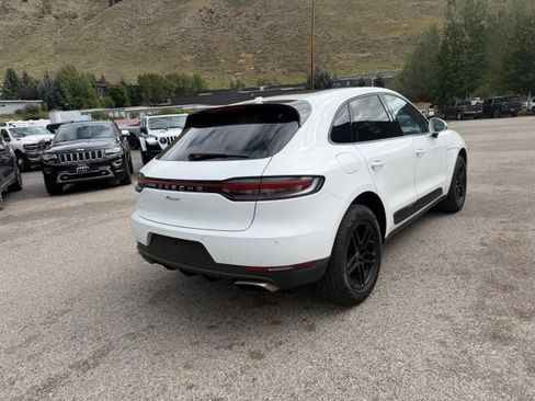 Used 2019 Porsche Macan AWD/4WD image 12