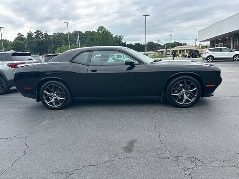 Used 2019 Dodge Challenger SXT w/ Plus Package RWD image 5