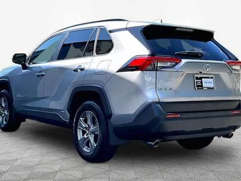 Used 2025 Toyota RAV4 LE AWD/4WD image 12