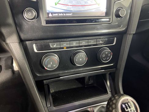 Used 2017 Volkswagen GTI S FWD image 25