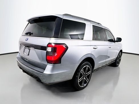 Used 2021 Ford Expedition Limited RWD image 4