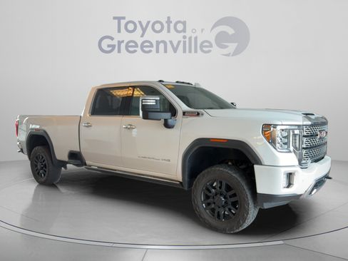 Used 2022 GMC Sierra 3500 Denali w/ Denali Ultimate Package AWD/4WD image 7