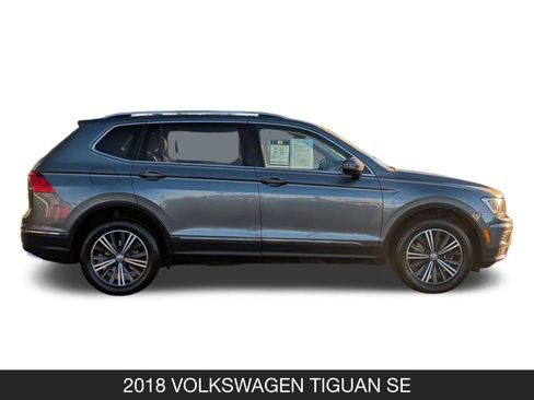 Used 2018 Volkswagen Tiguan SEL image 6