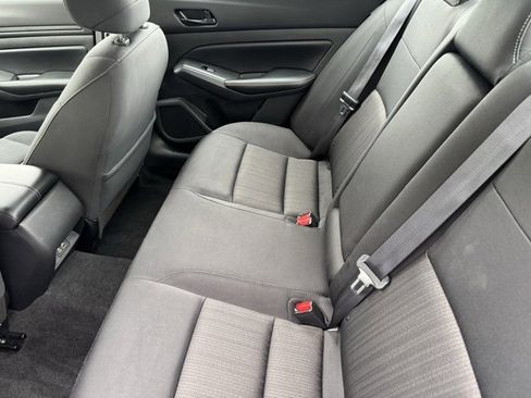 Used 2024 Nissan Altima 2.5 SV image 6