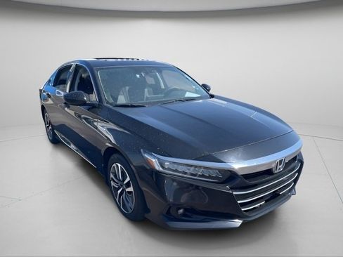 Used 2021 Honda Accord EX image 5