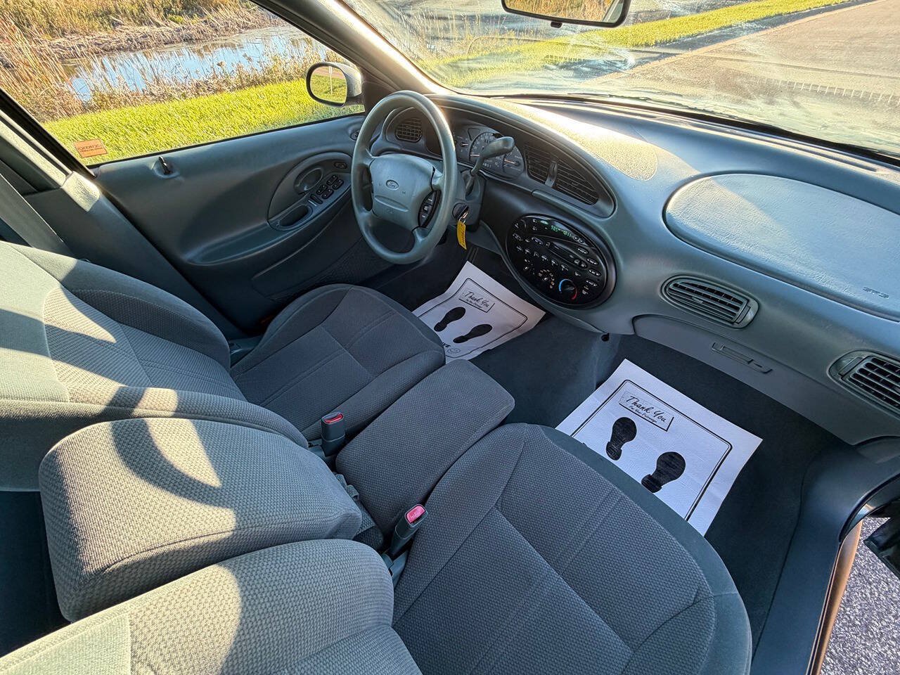 Used 1997 Ford Taurus GL FWD image 15
