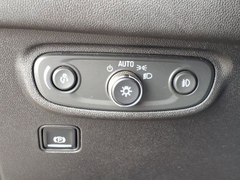 Used 2018 GMC Terrain Denali w/ Driver Alert Package II image 22