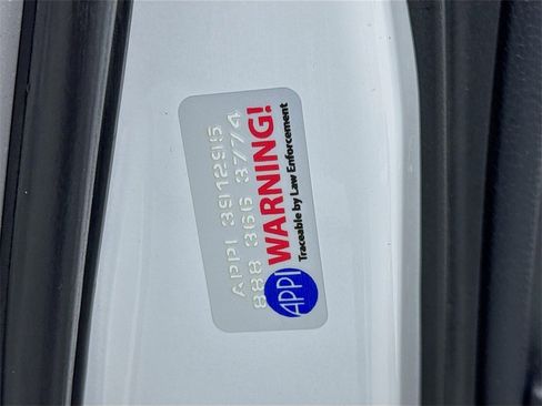 Used 2019 Toyota 4Runner SR5 image 38