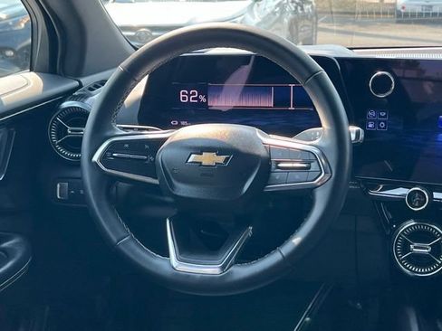 Used 2024 Chevrolet Blazer EV LT AWD/4WD image 16