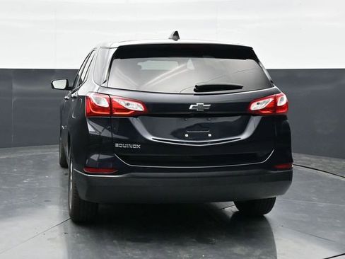 Used 2021 Chevrolet Equinox LS w/ LS Convenience Package FWD image 6