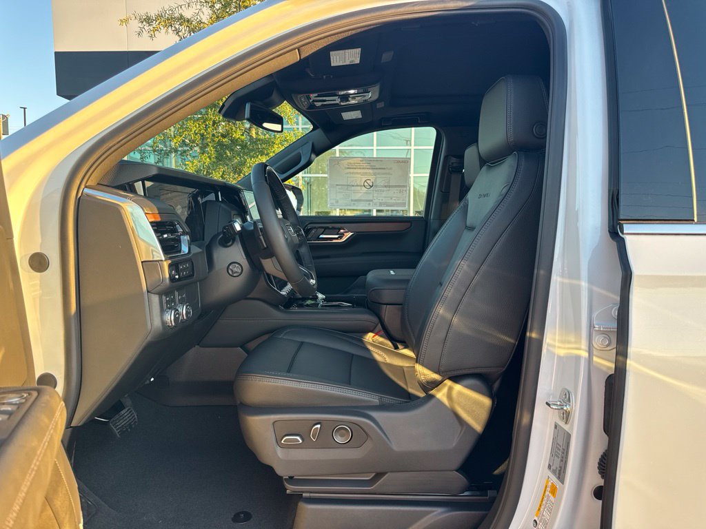 New 2027 GMC Yukon Denali w/ Sun & Power Step Package AWD/4WD image 14