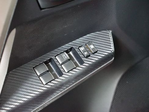 Used 2014 Toyota RAV4 LE FWD image 26
