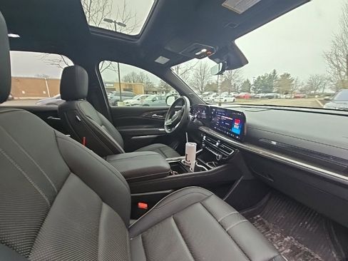 Used 2025 Chevrolet Traverse High Country w/ LPO, Floor Liner Package image 34