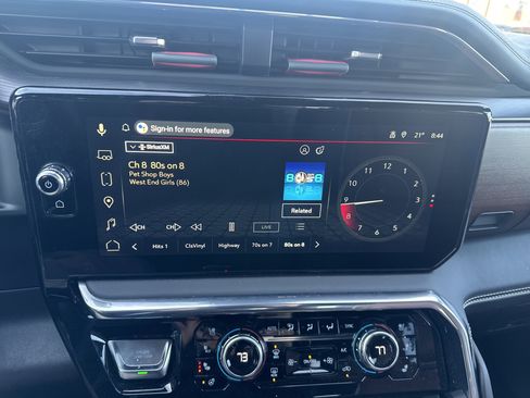 Used 2025 GMC Sierra 1500 Denali Ultimate image 23