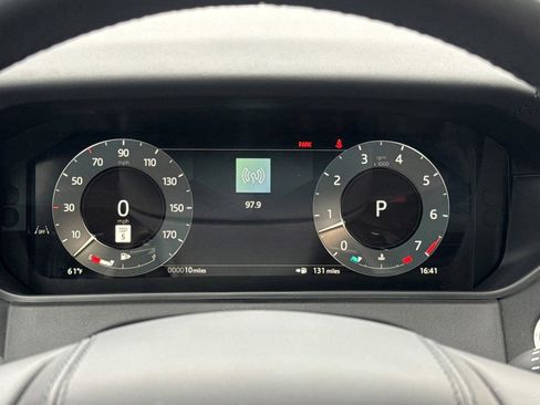 New 2026 Land Rover Range Rover Velar Dynamic SE AWD/4WD image 18