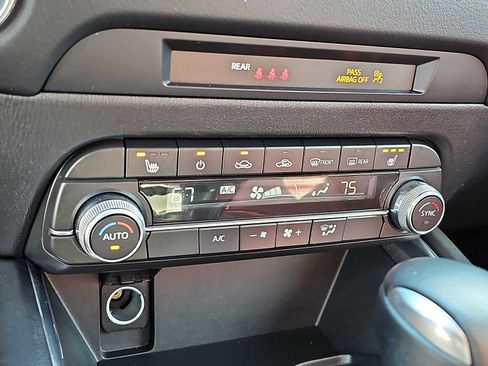 Used 2025 MAZDA CX-5 Carbon Edition image 16