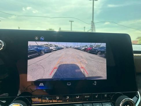 Used 2025 Chevrolet Colorado ZR2 AWD/4WD image 22