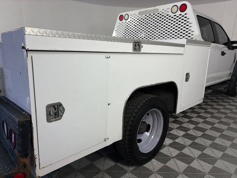 Certified 2019 Ford F450 XL w/ Power Equipment Group AWD/4WD image 25