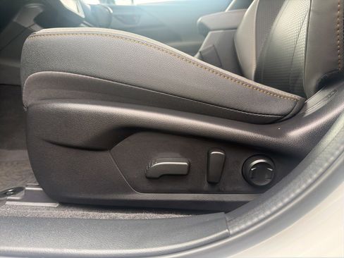 Used 2025 Subaru Crosstrek 2.5i Wilderness w/ Wilderness Package image 16