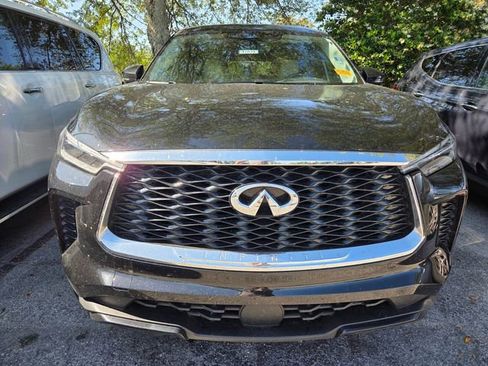 Certified 2025 INFINITI QX60 Pure FWD image 2