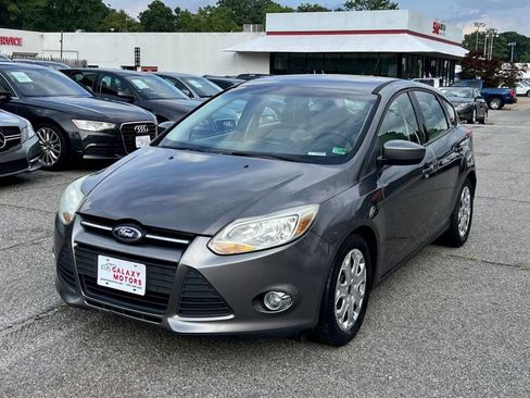 Used 2012 Ford Focus SE image 1