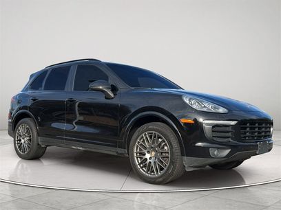 Used 2017 Porsche Cayenne Platinum Edition w/ Premium Package (PJV)
