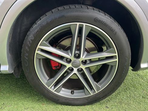 Used 2018 Audi SQ5 Prestige w/ Prestige Package AWD/4WD image 49