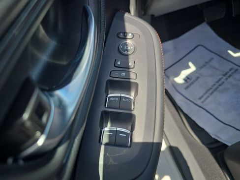 Certified 2024 Honda HR-V Sport image 14
