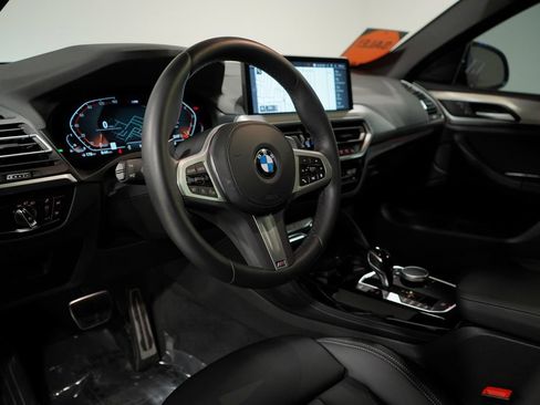 Used 2024 BMW X4 xDrive30i w/ M Sport Package AWD/4WD image 6