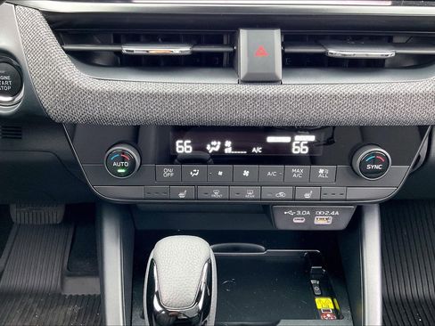 New 2026 Subaru Outback Limited AWD/4WD image 21