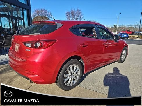Used 2017 MAZDA MAZDA3 Sport image 3