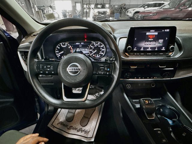Used 2021 Nissan Rogue SV AWD/4WD image 10