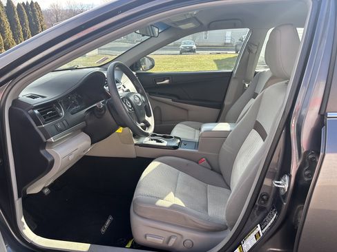 Used 2012 Toyota Camry image 13