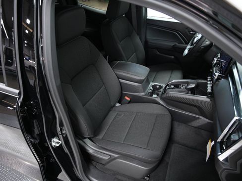 New 2026 GMC Canyon Elevation RWD image 17