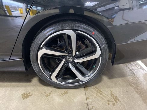 Certified 2022 Honda Accord Sport image 14
