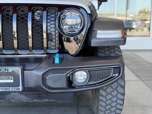 Used 2023 Jeep Wrangler Unlimited AWD/4WD image 5