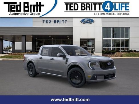 New 2026 Ford Maverick Lobo AWD/4WD image 1