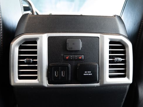 Used 2019 Ford F150 Platinum w/ Technology Package image 23